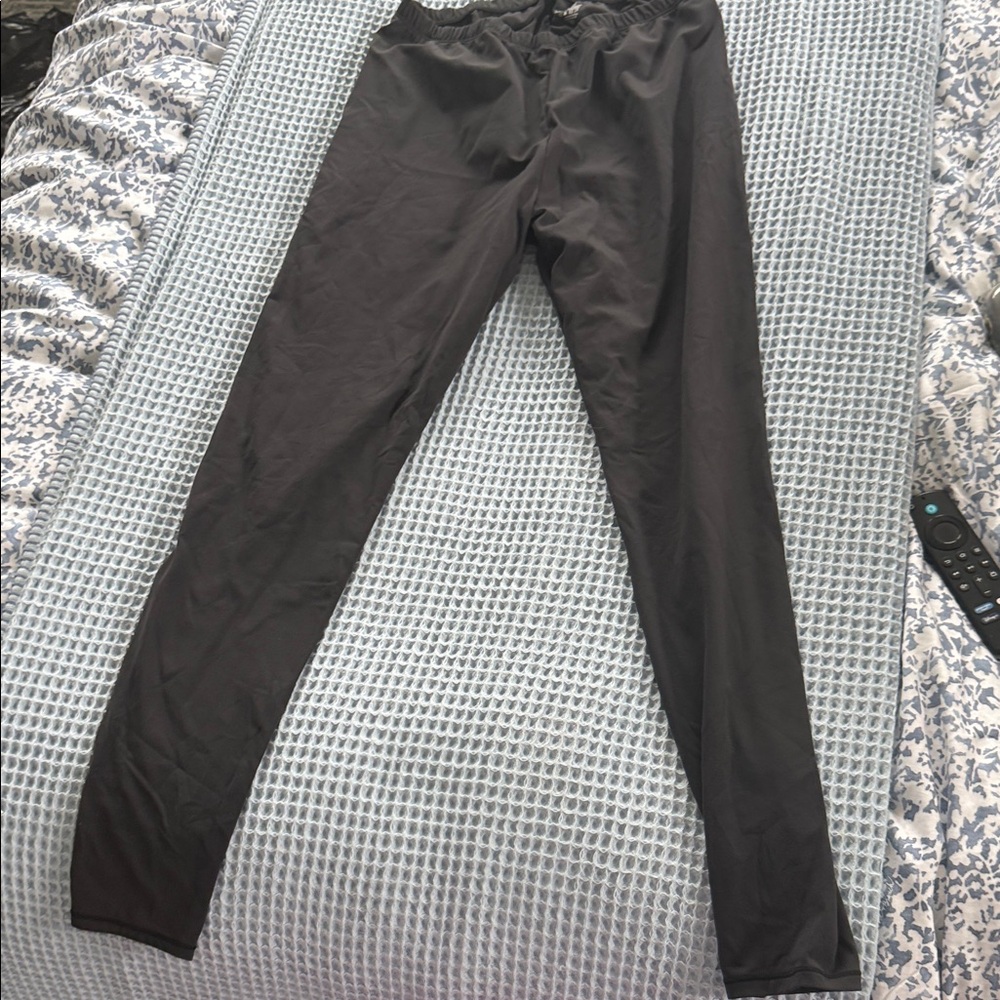 SKIMS Black Leggings